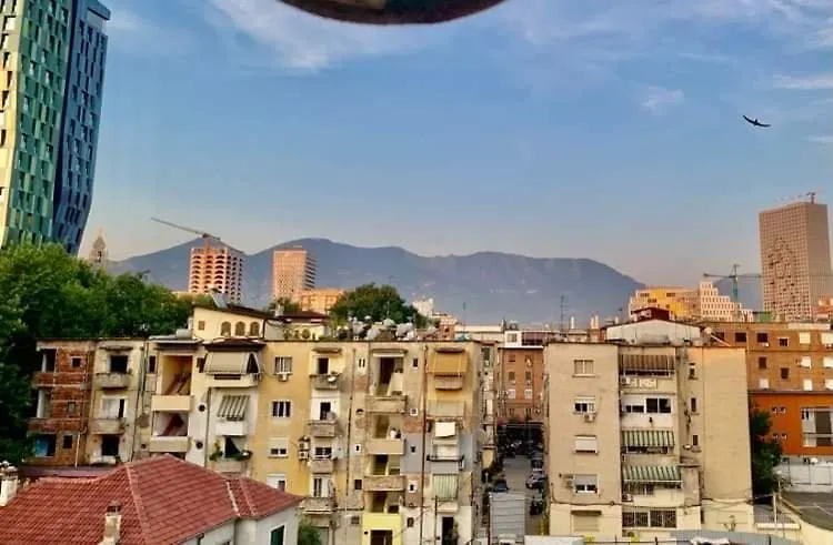 Cozyflat In The Middle Of Tirana Apartment